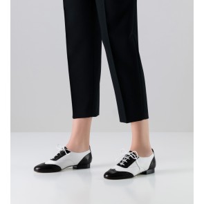 Werner Kern Taylor platte dansschoenen voor dames vintage zwart wit leer