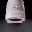 Fuego lage witte danssneakers hak logo goud